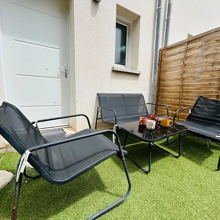 Casa Saint Serge 1 Διαμέρισμα *